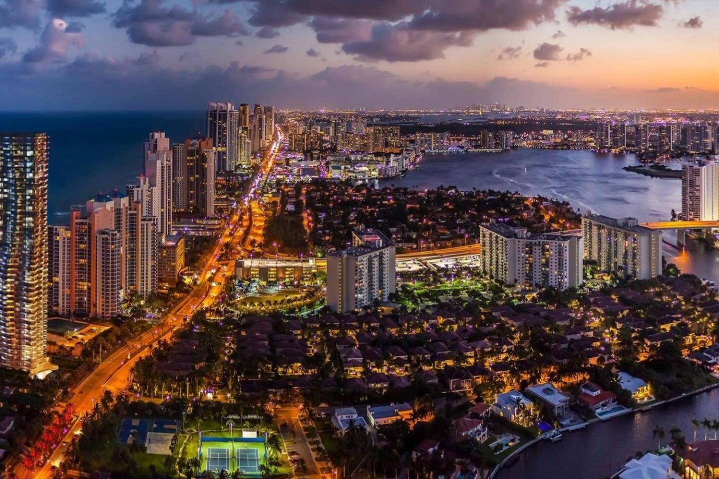 The Freedom House • Urban Oasis • Eclectic Retreat Villa Fort Lauderdale Eksteriør bilde